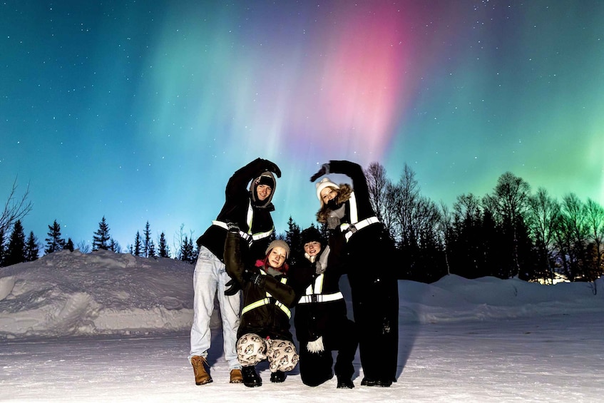 Picture 1 for Activity Tromsø: Northern Lights Expedition Tour by bus + Pro Photos 5