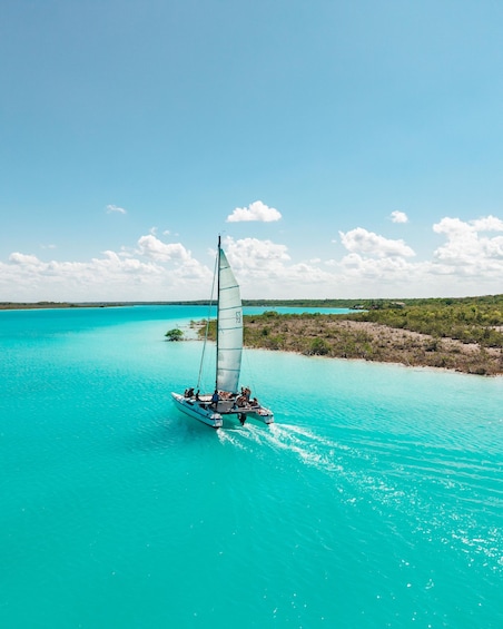 Bacalar: Group Catamaran Sailing Tour on the 7 Colors Lagoon 1