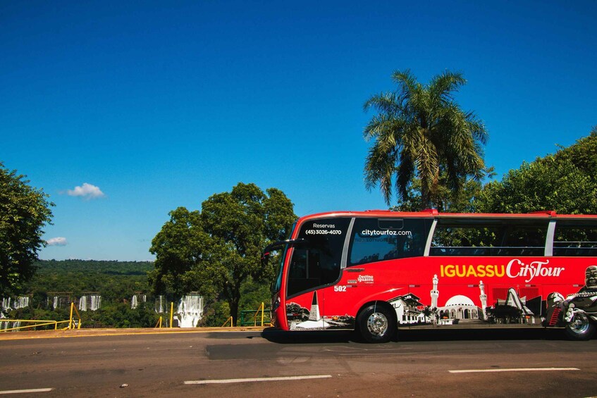 Iguaçu Falls guided on a tourist bus 1