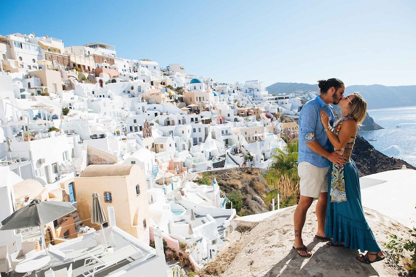 Picture 16 for Activity 30’ Photoshoot in Oia! 30 edited photos! Effortless & Fun! 4