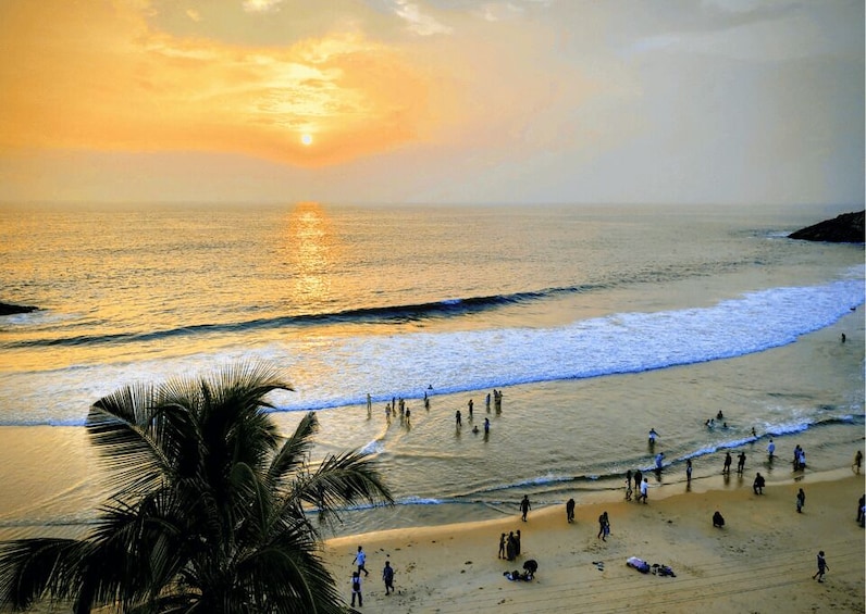 Trivandrum Night Walk (2 Hours Guided Walking Tour) 1