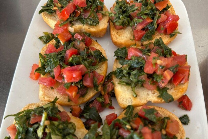 Street Food Lecce: Guided walking tour with typical food and wines. 2