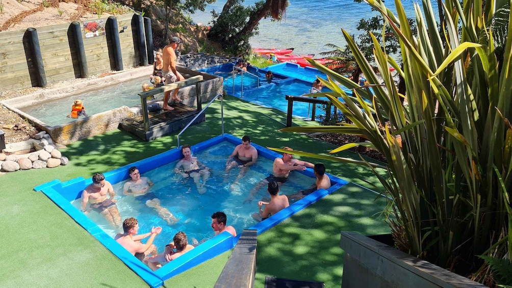 Picture 6 for Activity Hot Pools Kayak BBQ & Glow Worms 5