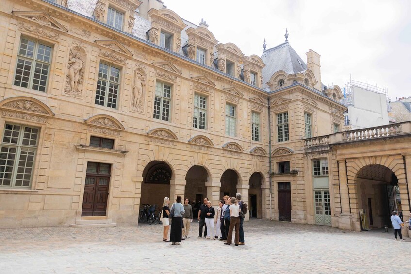 Picture 18 for Activity Paris: Secret Food of Le Marais Walking and Tasting Tour 4