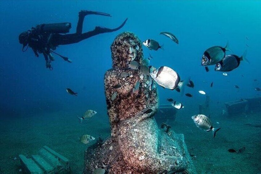 Scuba Diving Under Water Museum 4