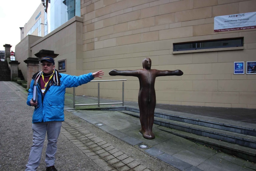 Picture 7 for Activity Derry/Londonderry:City Walls History Walking Tour 4