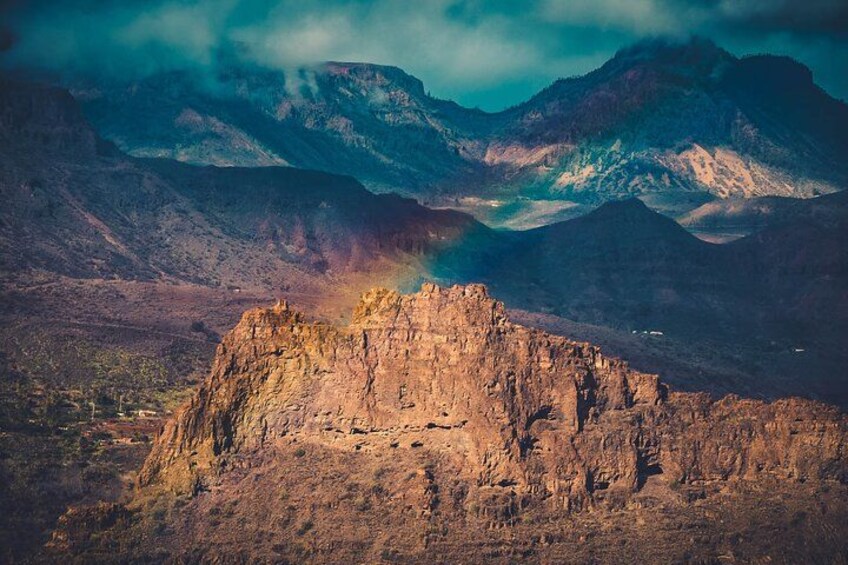The Red Canyon Tour - Small Group Trip with Local Food Tasting ツ 5