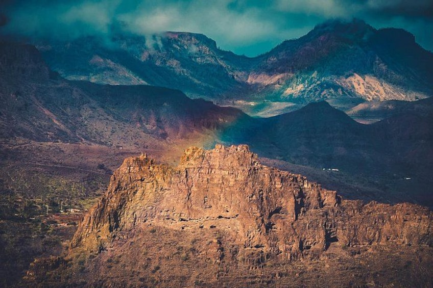 The Red Canyon Tour - Small Group Trip with Local Food Tasting ツ 5