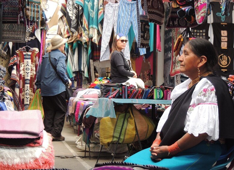 Picture 23 for Activity Quito: Otavalo Sightseeing and Handcrafts Market Day Tour 2