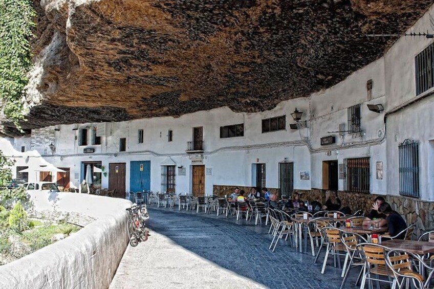 Discover Ronda and Setenil de las Bodegas in a Day from Málaga 3
