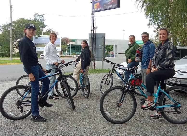 Colonia del Sacramento: Guided Bike Tour Experience 1