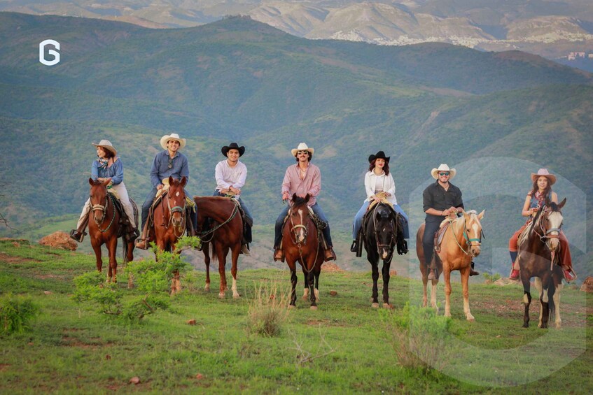 Picture 4 for Activity Horseback Riding in the Guanajuato Hills 5