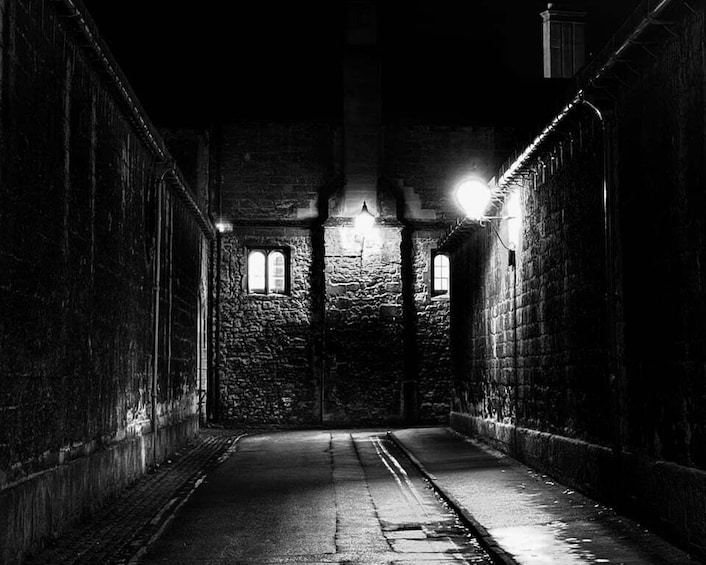 Picture 2 for Activity Oxford: Twilight Ghost Tour 5