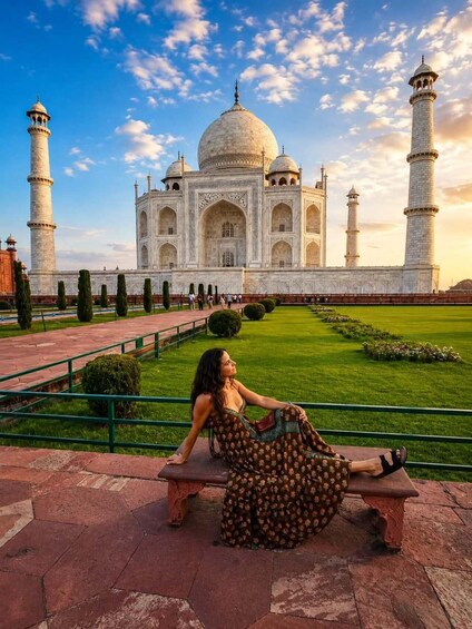 Picture 15 for Activity From Delhi: Sunrise Taj Mahal, Agra Fort & Baby Taj Day Tour 5