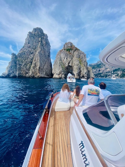 Capri Secret Corners by Private Boat with Local Skipper 1