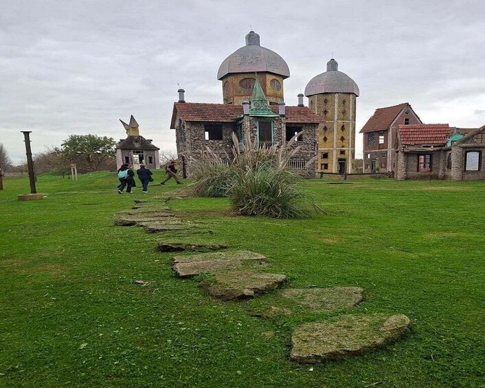 Picture 9 for Activity From Buenos Aires: Magical & Mysterious Tour to Campanópolis 2