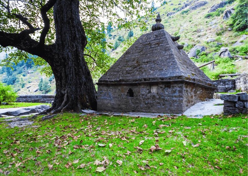 Picture 9 for Activity Heritage & Cultural Walking Tour Manali -Guided Walking Tour 2