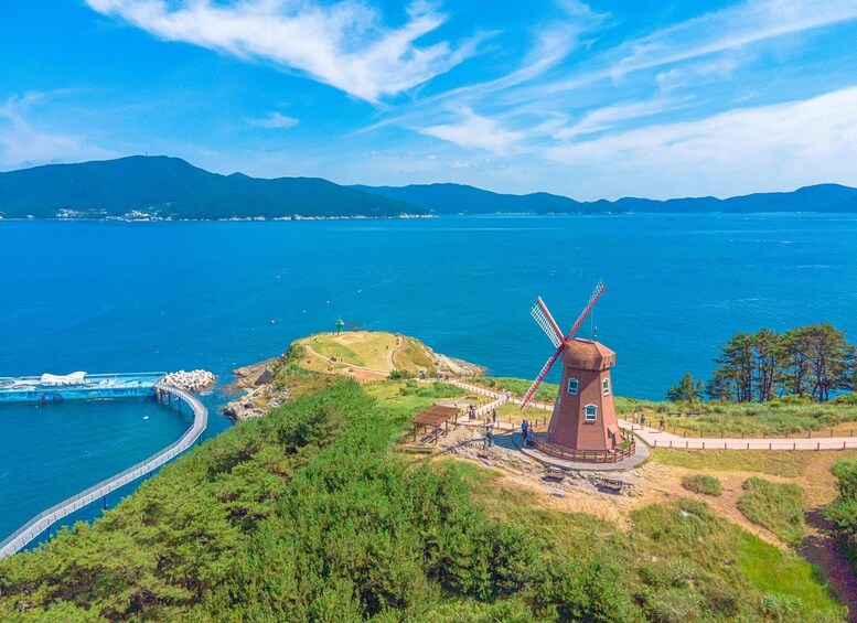 Busan: Geoje Coastal Escape, Sea Breeze, Oedo Botania Island 1