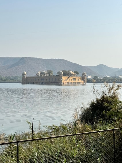 Picture 5 for Activity Jaipur Half-Day Tour Amer Fort, Jal Mahal & Stepwell 1