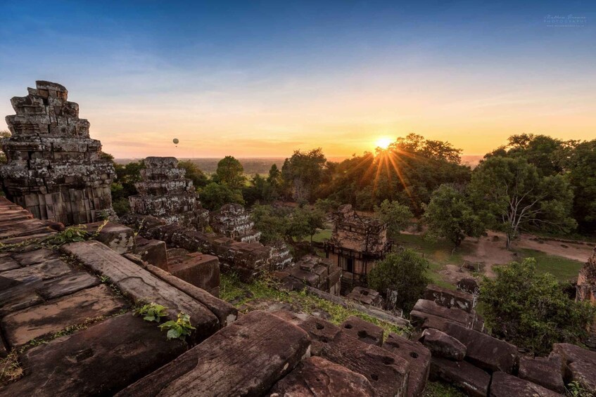 Picture 25 for Activity 2-Day Angkor Wat With Small, Big Circuit & Banteay Srei Tour 5
