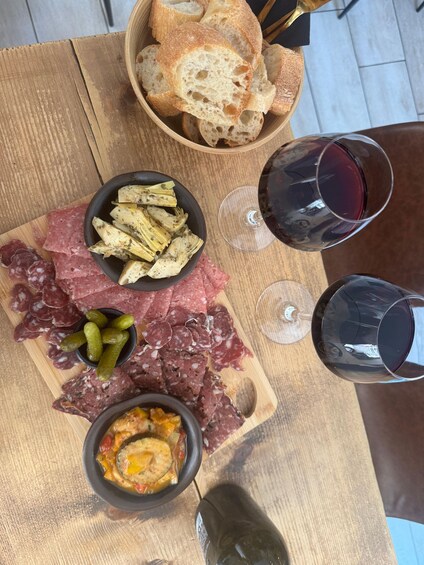 Picture 6 for Activity Montpellier: Guided Food Tour - 10 tastings 3