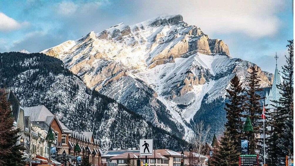Banff National Park Day Tour with Optional Gondola 1