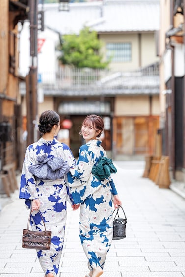 Picture 22 for Activity Kanazawa: Family-Friendly Kimono& Yukata Experience at WARGO 2