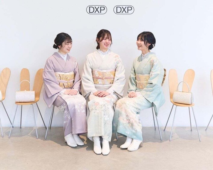 Picture 25 for Activity Kanazawa: Family-Friendly Kimono& Yukata Experience at WARGO 2