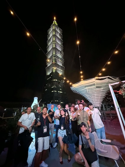 Taipei Nightlife: Taipei Pub Crawls / Bar Hopping (2 Routes) 1