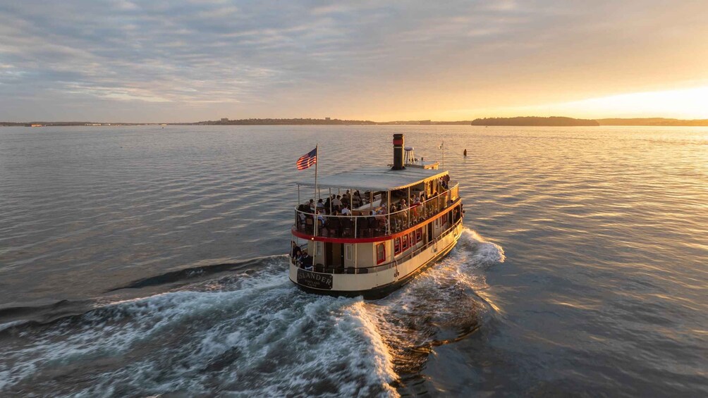Portland: Casco Bay Sunset and Lighthouse Cruise 1