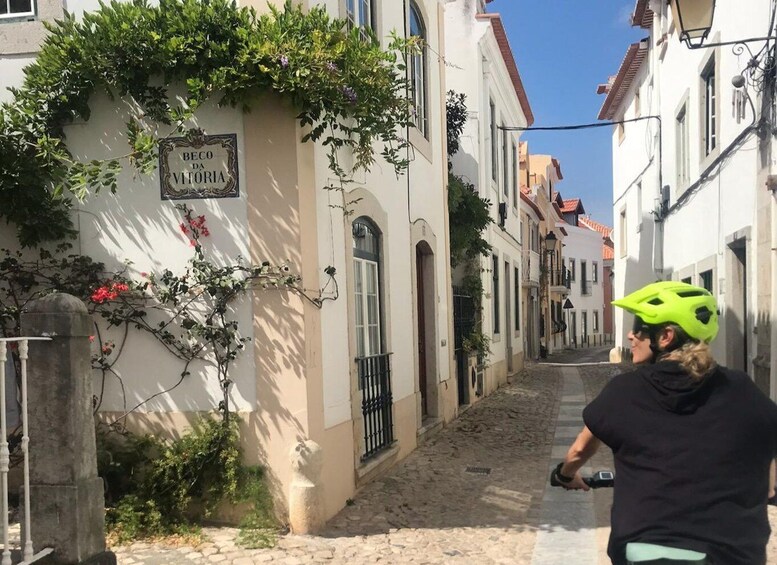 Picture 1 for Activity From Cascais: Sintra Guided E-Bike Tour & Guincho Beach 2