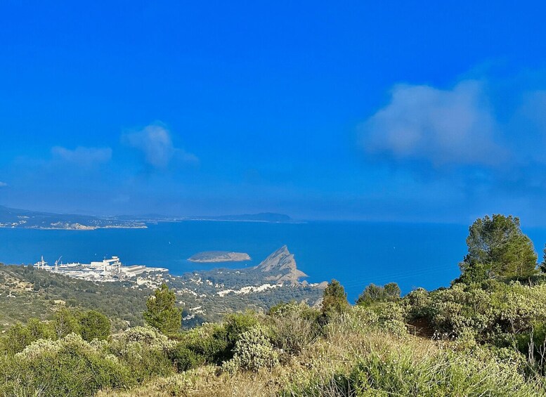 Picture 4 for Activity Cassis : Visite privée Cap Canaille et route des crêtes 4