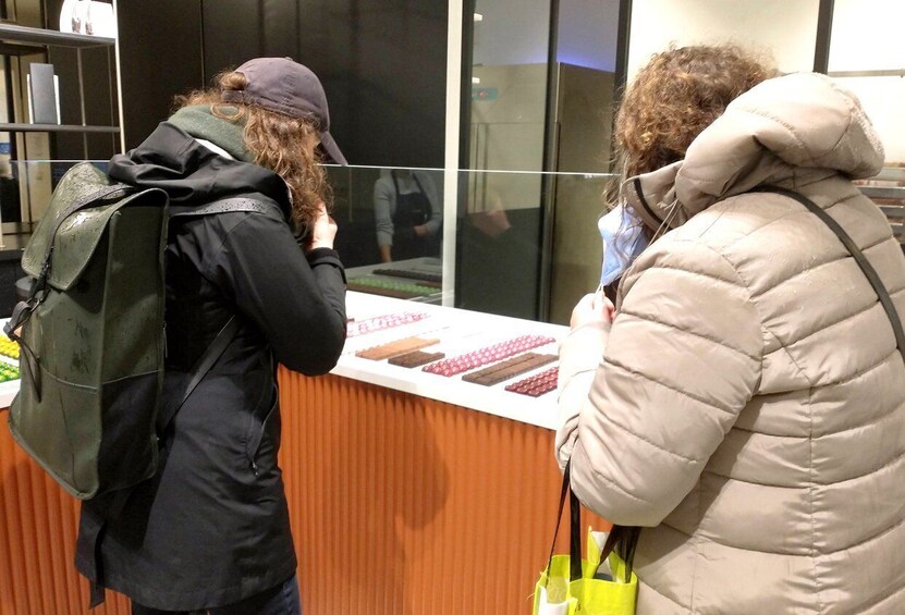 Picture 5 for Activity Ghent: Guided City Tour with Chocolate Tastings 1