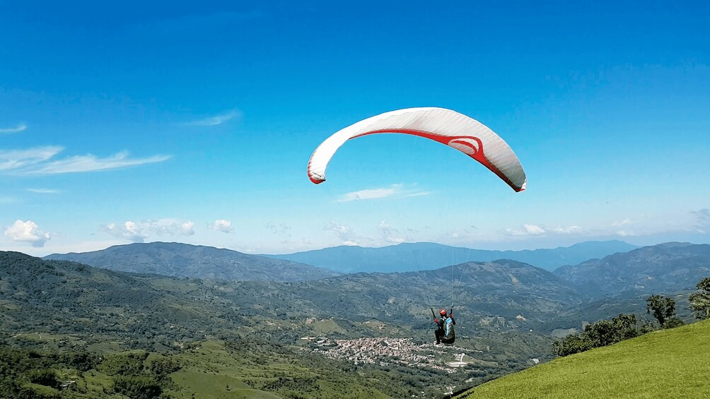 Picture 5 for Activity From Medellin: Private Paragliding Tour Over Waterfalls 1