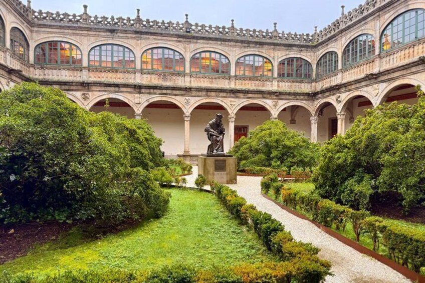 Private Tour in Santiago de Compostela with Cathedral Entrance 5