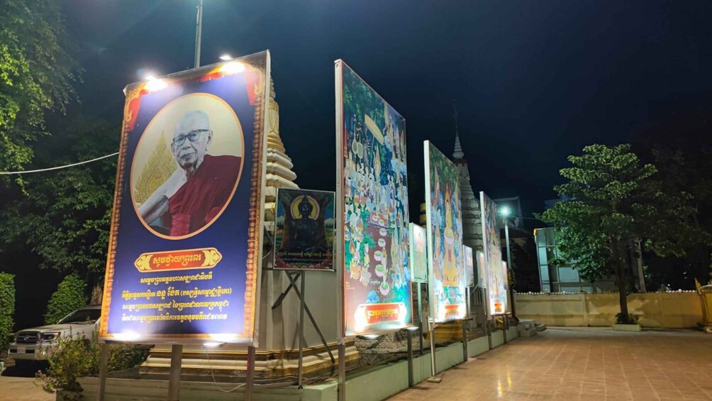 Picture 19 for Activity Phnom Penh: City Sights Evening or Half day Tour by Tuk Tuk 2