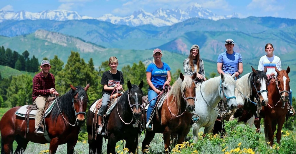 Jackson Hole: Teton View Guided Horseback Ride with Lunch 1
