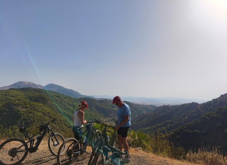 Picture 1 for Activity Electric mountain bike in Sierra de las Nieves national park 3