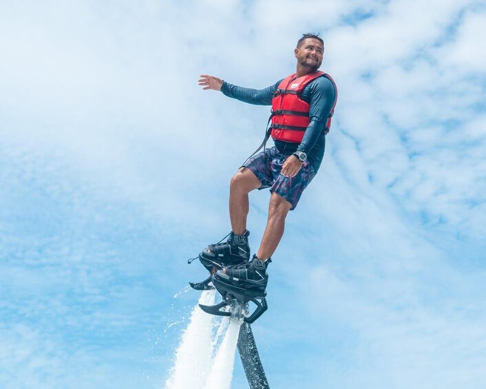 Noord: Flyboarding over The Caribbean Experience Ticket 1