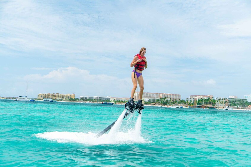 Picture 3 for Activity Noord: Flyboarding over The Caribbean Experience Ticket 5