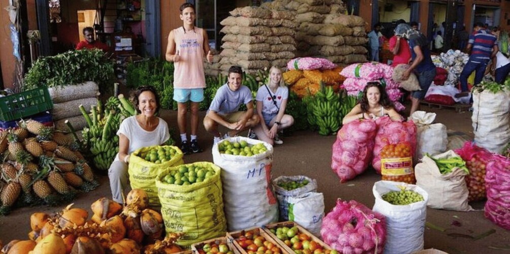Local Market Tour & Cooking Demo with Lunch from Colombo 3