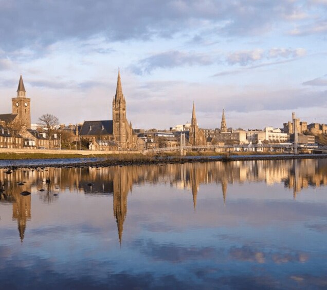 Picture 1 for Activity Edinburgh: Loch Ness, Inverness & Highlands Tour in Spanish 3
