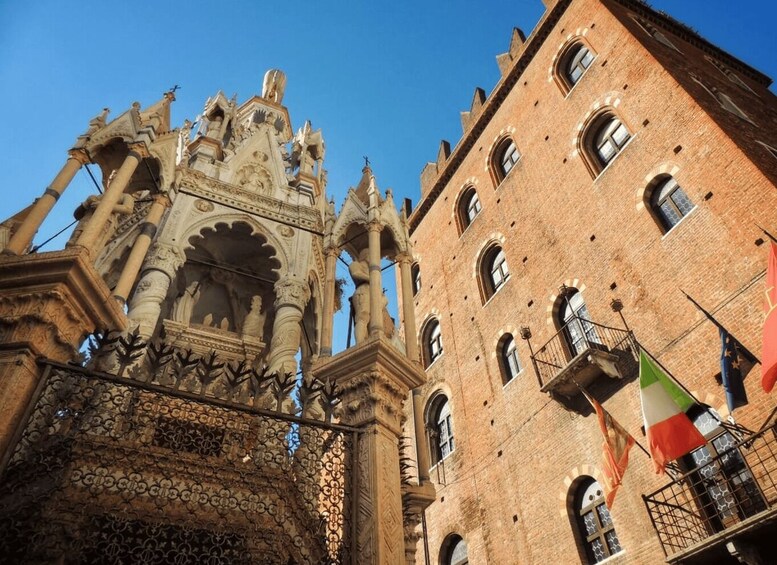 Picture 1 for Activity Verona: Essential Verona Private Tour including Arena 2