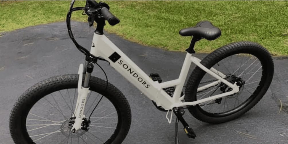 Picture 5 for Activity Coeur d’Alene: E-Bike Rental 5