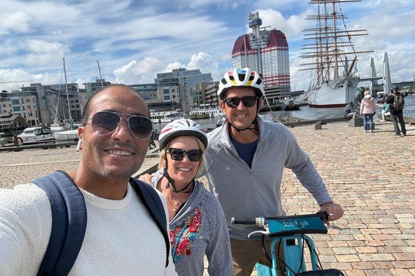 Private Bike Tour in Gothenburg with Pickup 5