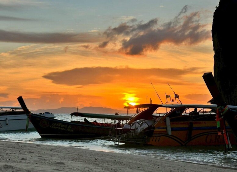 Picture 23 for Activity Krabi: Phi Phi Island Sunset with BBQ Dinner & Plankton 4