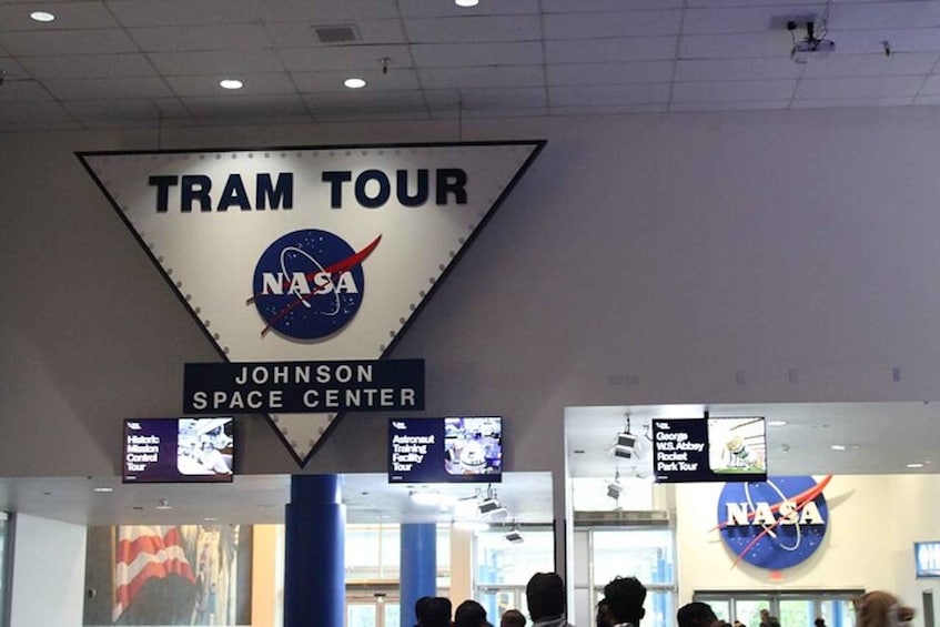 Picture 3 for Activity NASA Historic Mission Control Tram Tour + General Admission 3