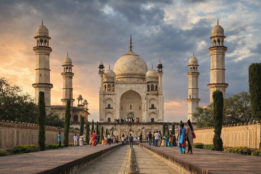 Picture 4 for Activity Aurangabad to Ajanta and Ellora Private 1 Day Taxi Service 5
