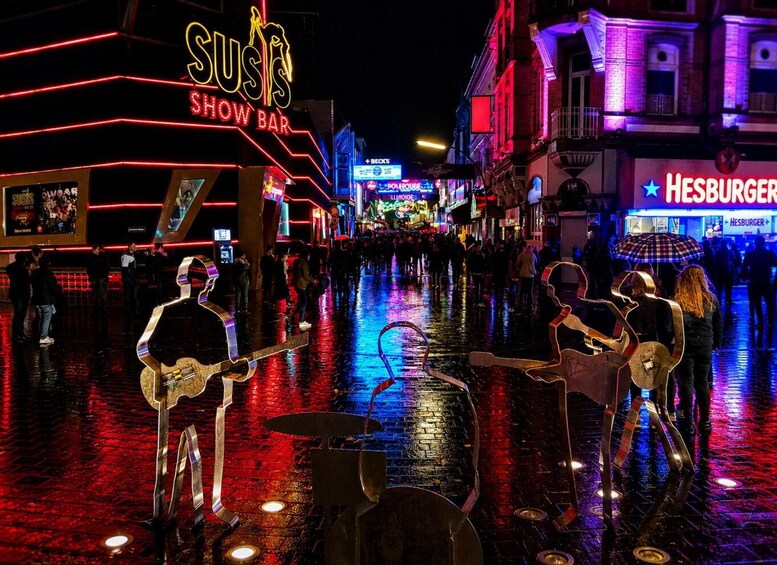Picture 7 for Activity Die Kiez-Kapitän Reeperbahn & Beatles Kieztour Hamburg 4
