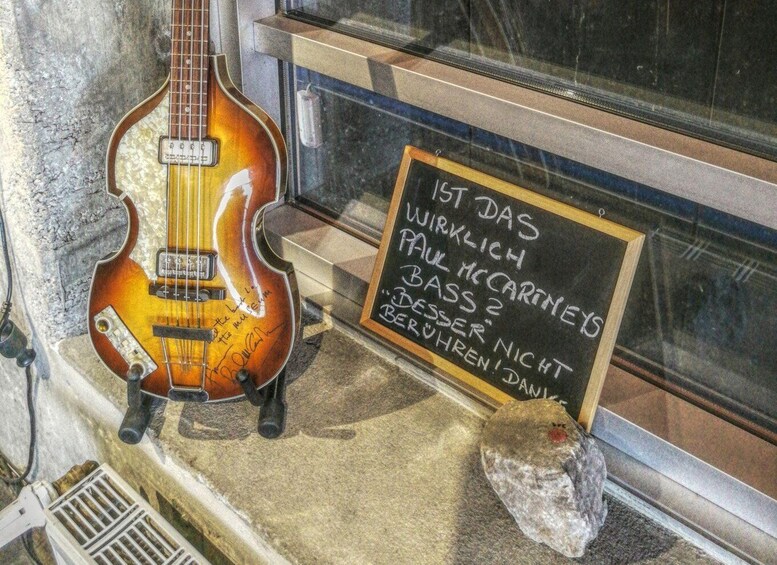 Picture 5 for Activity Die Kiez-Kapitän Reeperbahn & Beatles Kieztour Hamburg 4